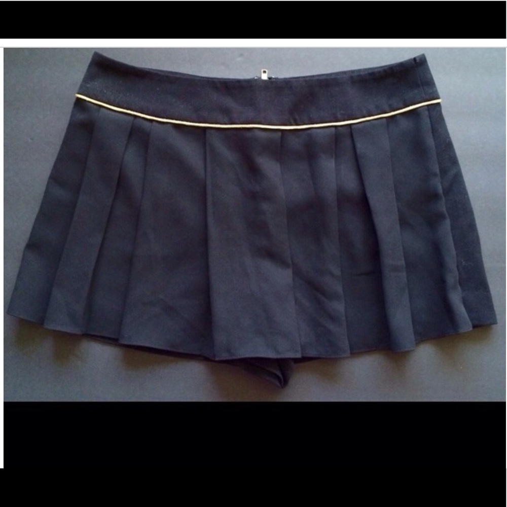 FOREVER 21 SKORT